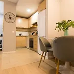 Luxury & Cosy City Center-Wifi